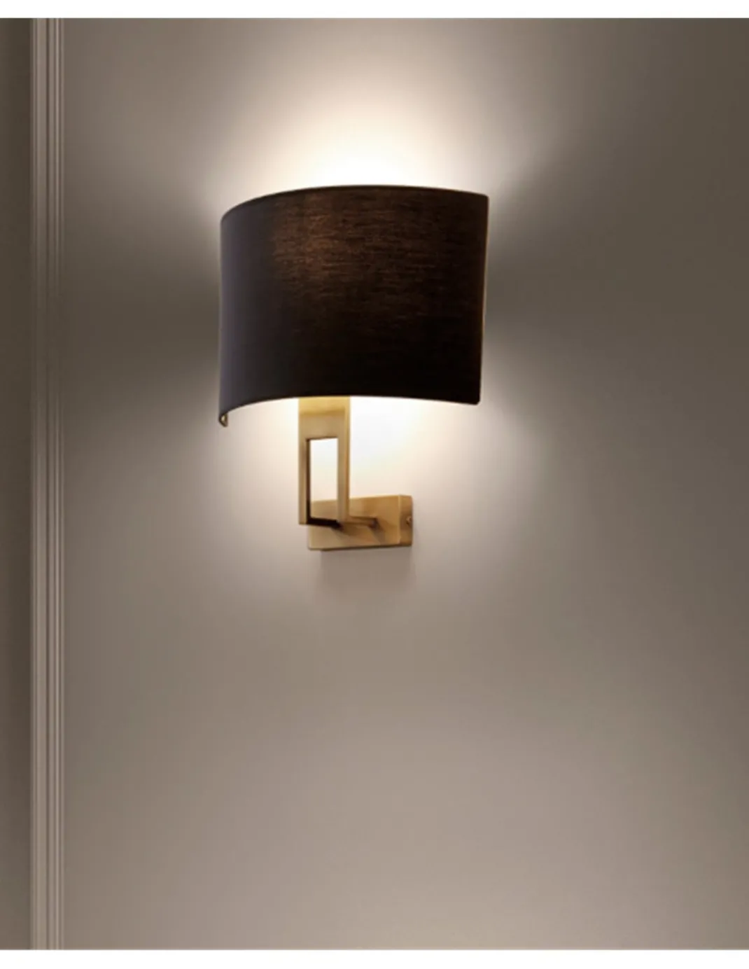 Aplique de pared Classical - Novolux Lighting - Lámpara decorativa con pantalla de tela