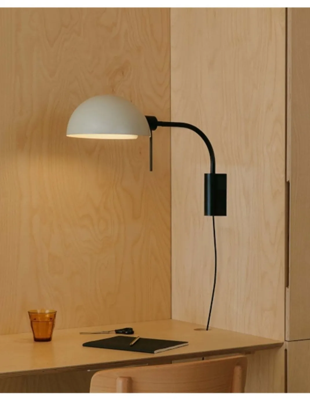 Aplique de pared Dominica - Faro - Lámpara con brazo largo y pantalla orientable