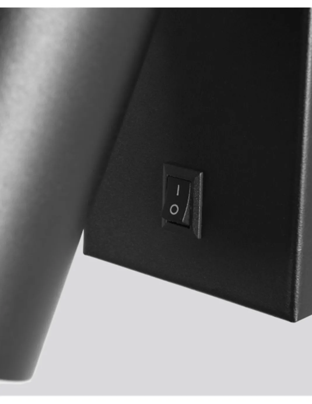 Aplique de pared Era – FORLIGHT – Lámpara de lectura blanca o negra, LED 8W IP20