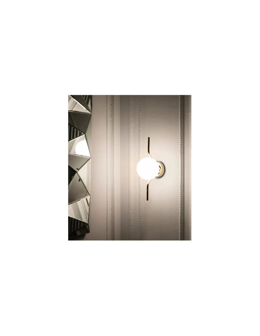 Aplique de pared estructura oro con difusor de cristal – Le Vita - Faro