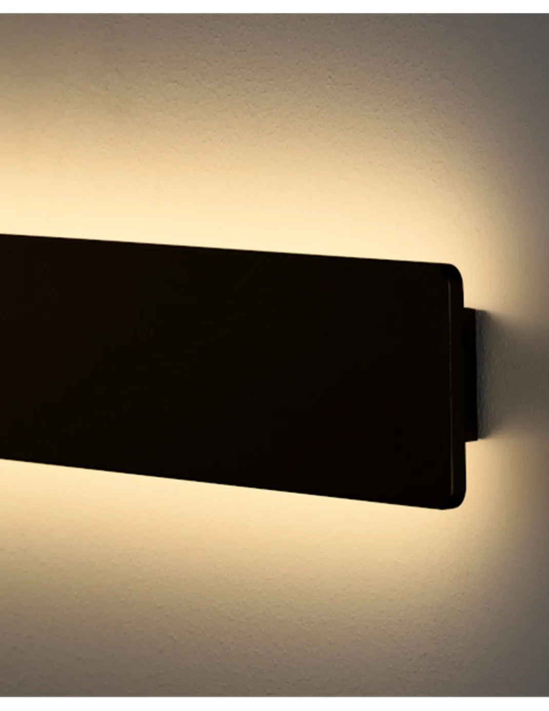 Aplique de pared Fosca - ACB - Lámpara minimalista lineal