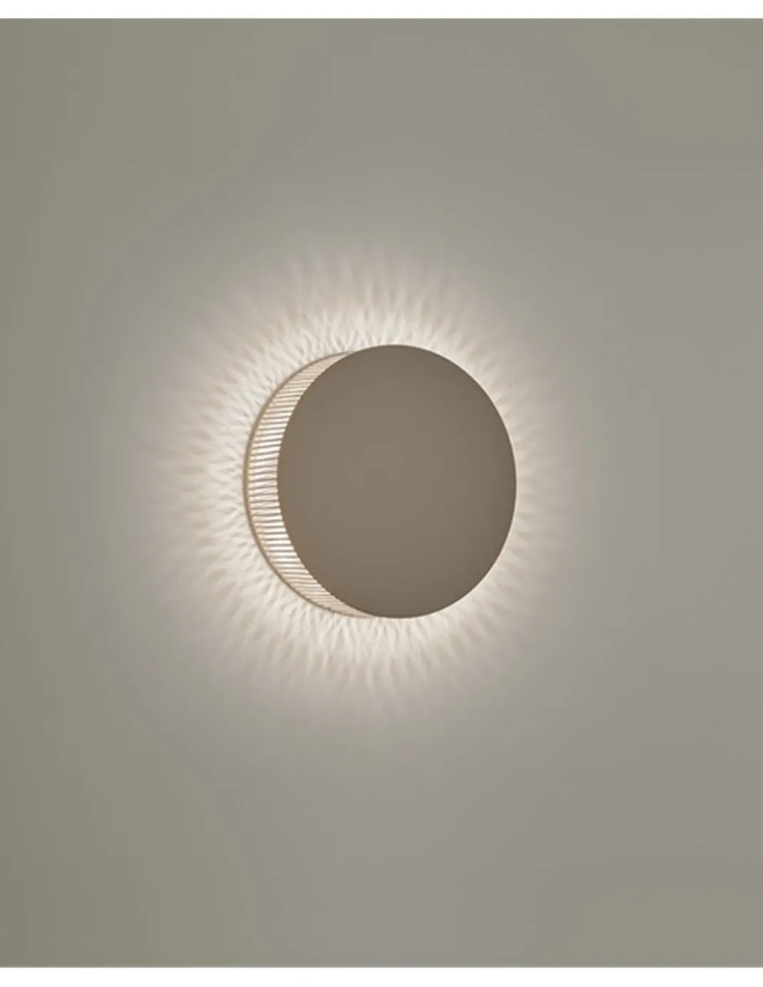 Aplique de pared Helios – Bover – Lámpara redonda, Metal marrón roble, LED 2700K, Regulable Triac