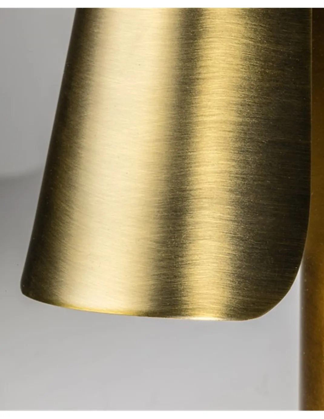 Aplique de pared Le Petit - Faro - Diseño orientable atemporal
