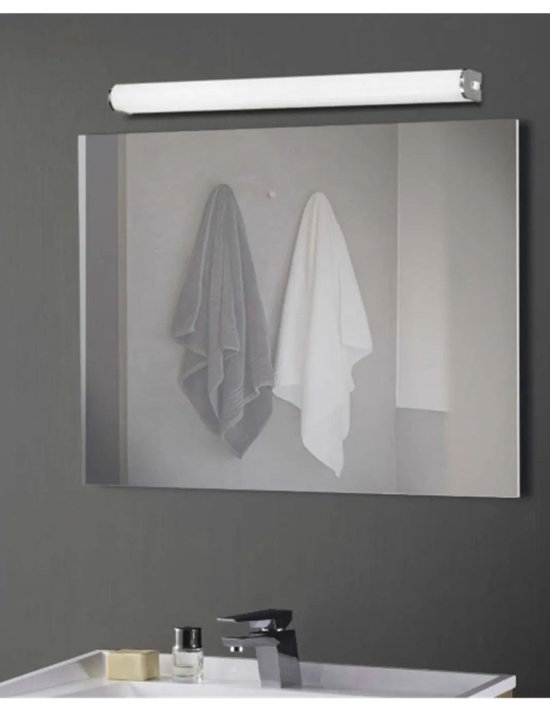 Aplique de pared Loira - ACB - Lámpara para iluminar espejo de baño lineal