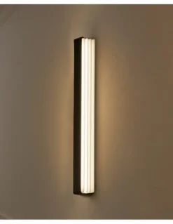 Aplique de pared Myn W Reflector - B.lux - Diseño lineal de 45 cm con iluminación indirecta