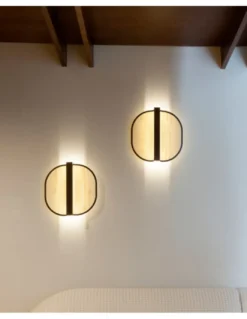 Aplique de pared Omma – LZF – Pantalla de madera natural, LED regulable