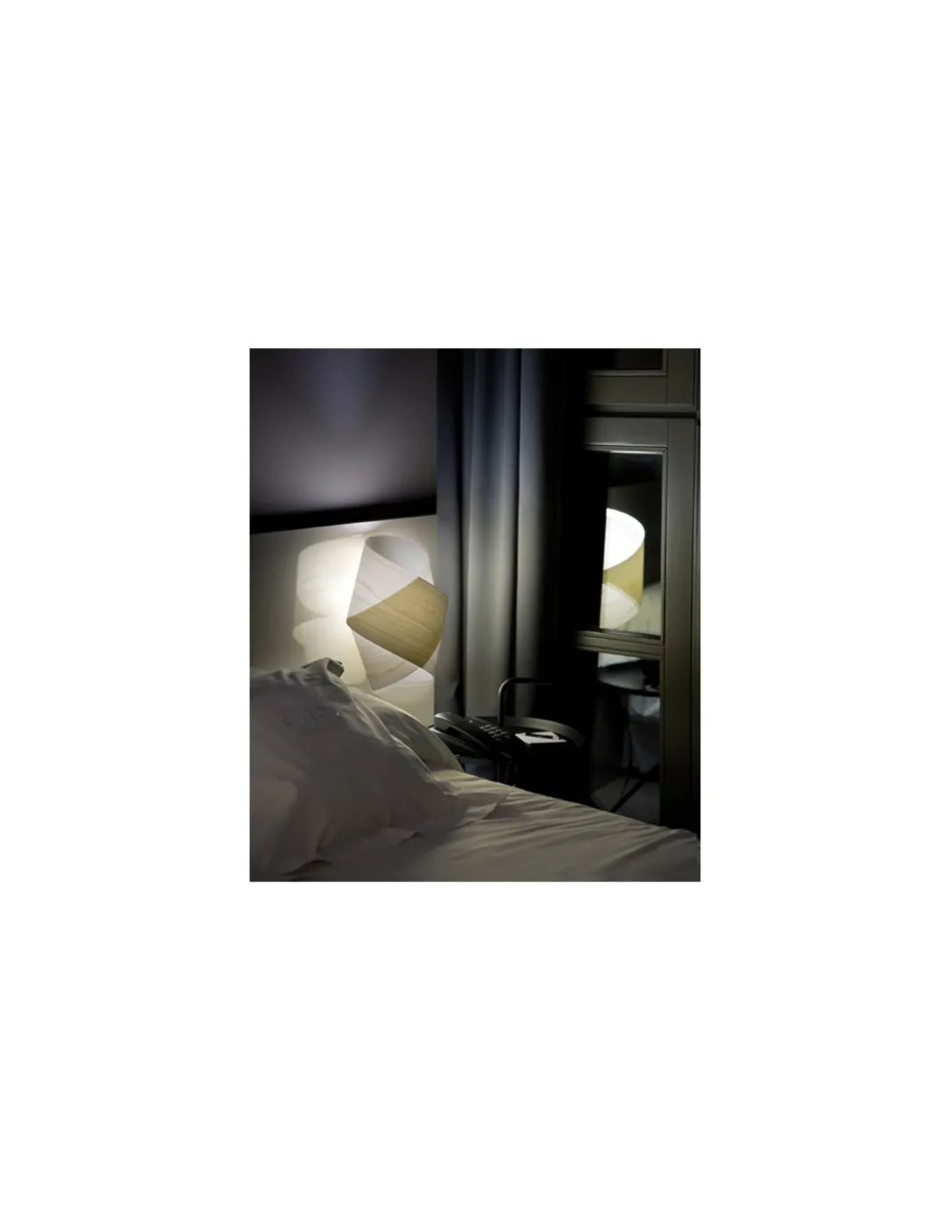 Aplique de pared Orbit - LZF - Lámpara de pared decorativa diseñada en chapa de madera artesanal, luz ambiental