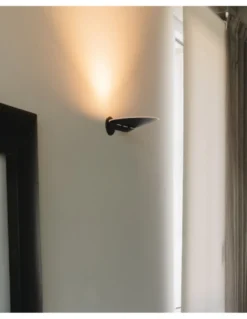 Aplique de pared Pla - Milán - Lámpara de pared minimalista LED en 3 colores