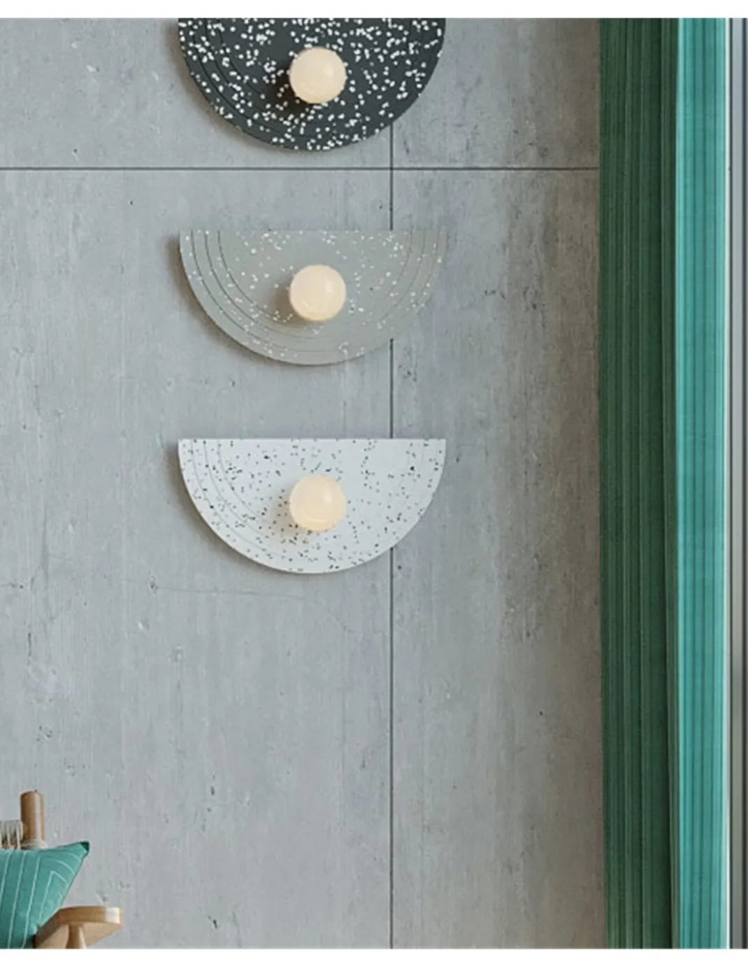 Aplique de pared Regina – Robin – Diseño minimalista disponible en 3 acabados
