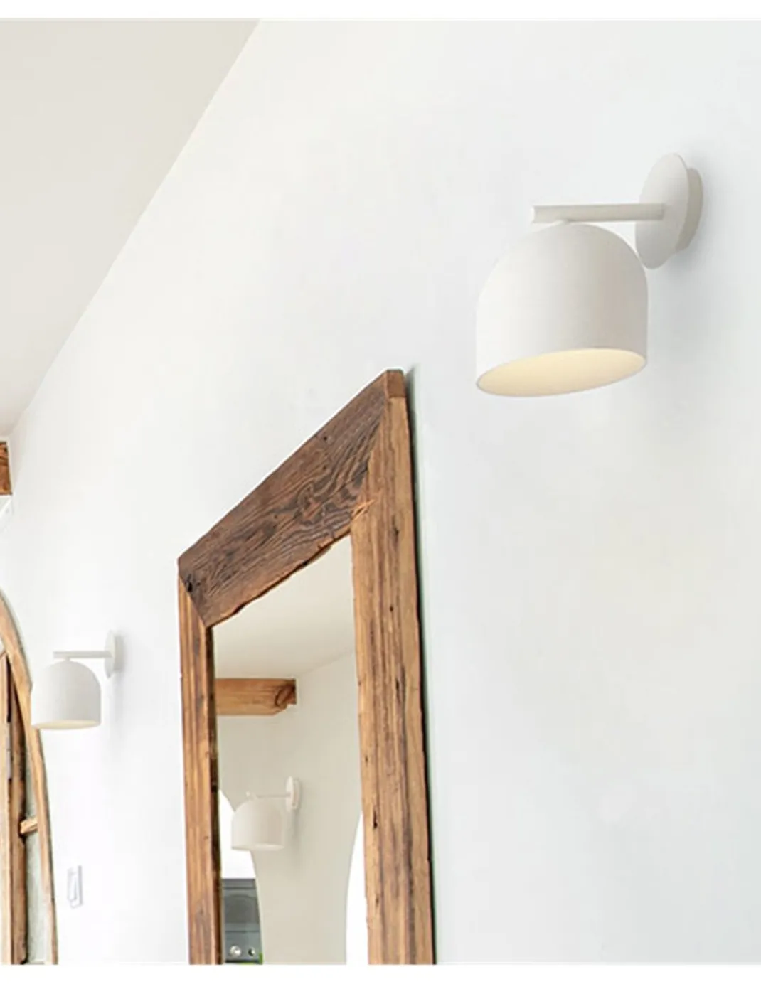 Aplique de pared Rio - Robin - Lámpara semiovalada de diseño moderno y limpio, varios colores