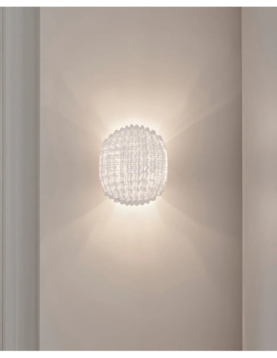 Aplique de pared Tati - a-emotional light - Aplique de diseño en malla de acero inoxidable