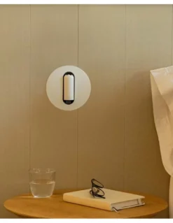 Aplique de pared Timit - Faro - Foco orientable LED con USB