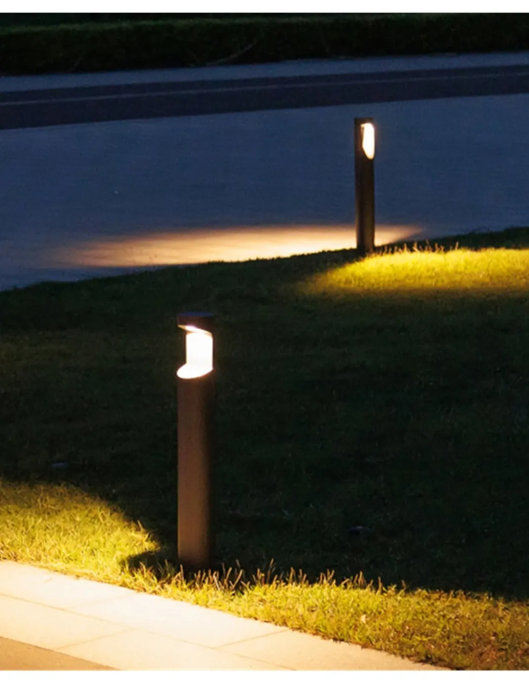 Baliza de exterior Bot - Iberlamp - Diseño antracita, altura: 82 cm