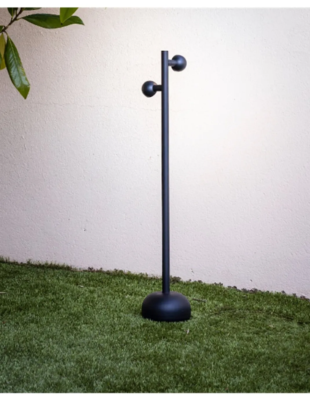 Farola LED de exterior Brot – Faro – Disponible en 2 tamaños, acabado negro