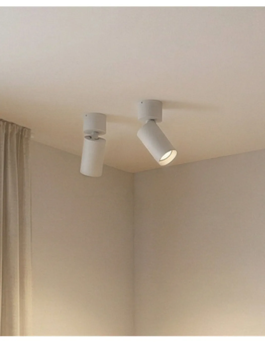 Foco de Techo Zoom - ACB - Foco de luz orientable 350º