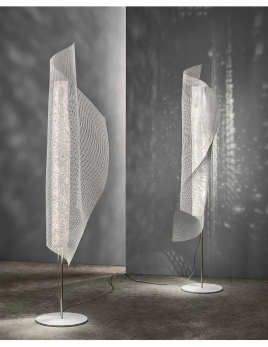 Lampara de pie Clara - a-emotional light - Lámpara LED decorativa de malla blanca