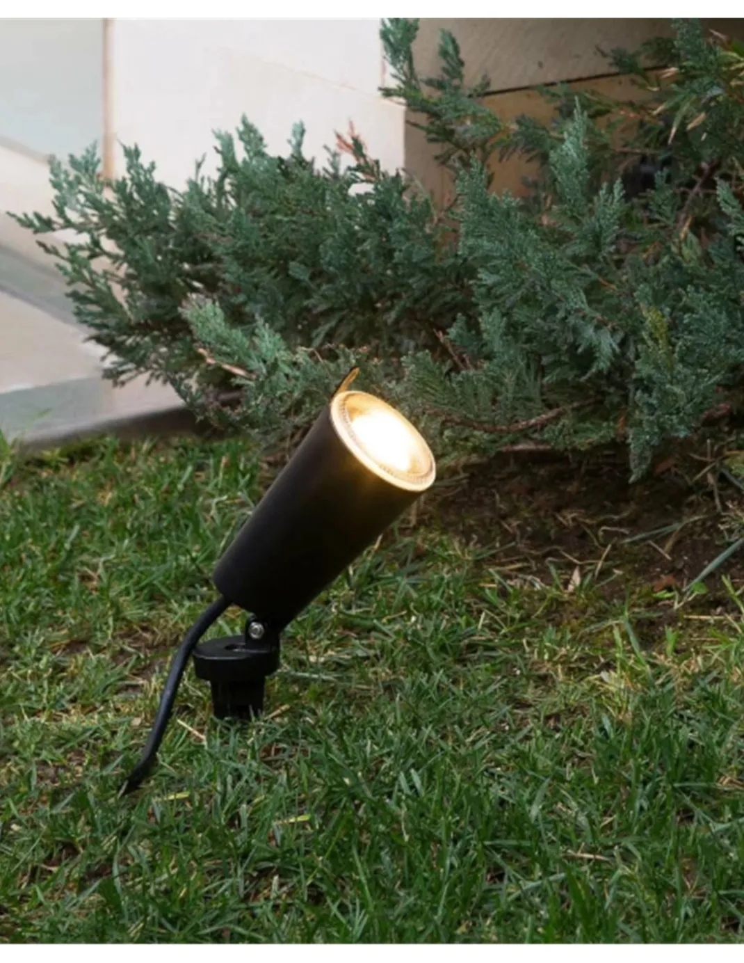 Lámpara aplique con estaca Toni - Faro - Foco de exterior orientable anticorrosivo, acabado negro