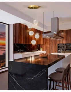Lámpara colgante Austral – Schuller – Lámpara decorativa con 5 tulipas esféricas símil cristal tallado