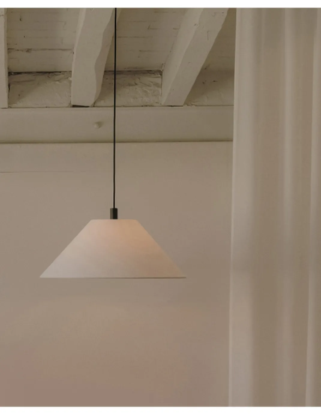Lámpara colgante Clasica - Luxcambra - Pantalla de pergamino blanco, luz ambiental