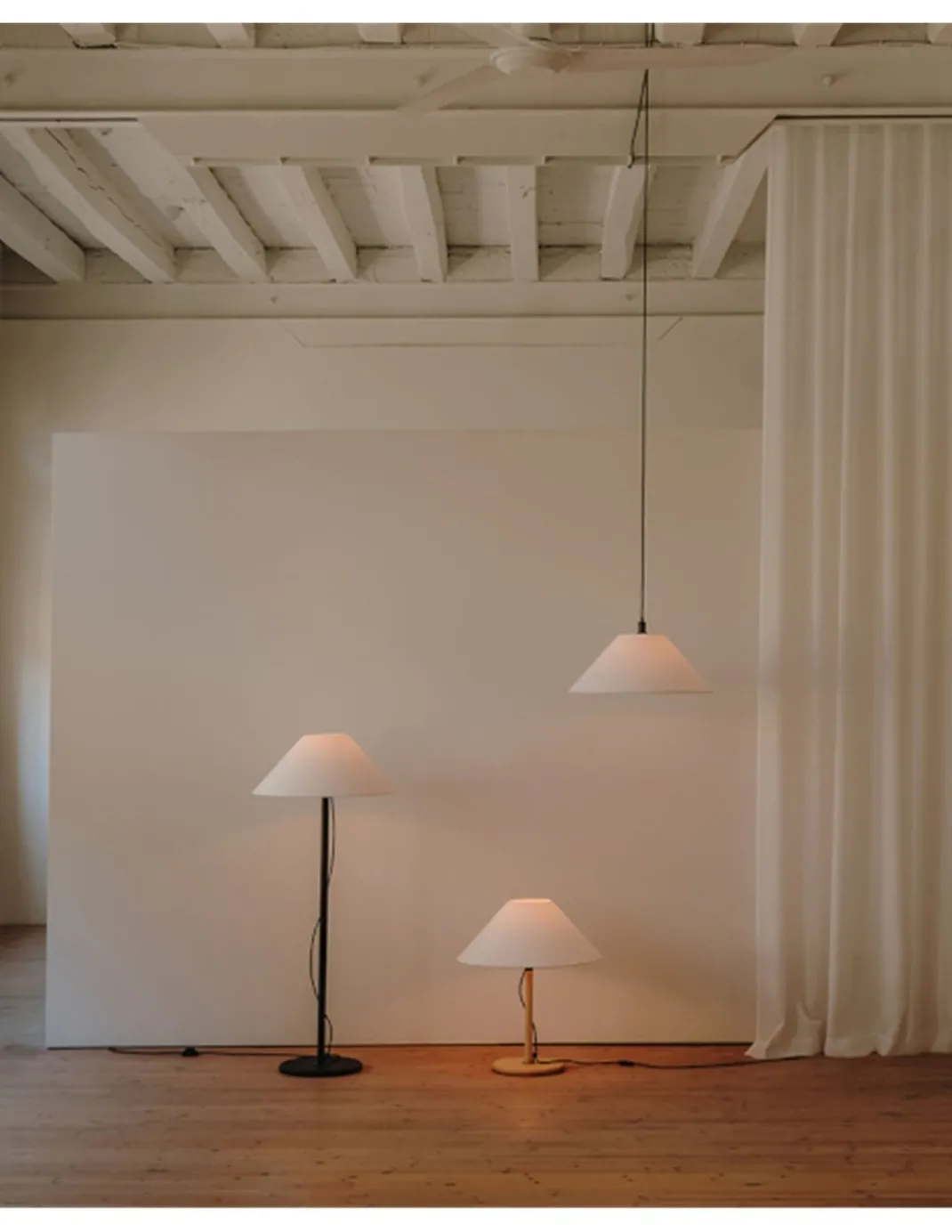 Lámpara colgante Clasica - Luxcambra - Pantalla de pergamino blanco, luz ambiental