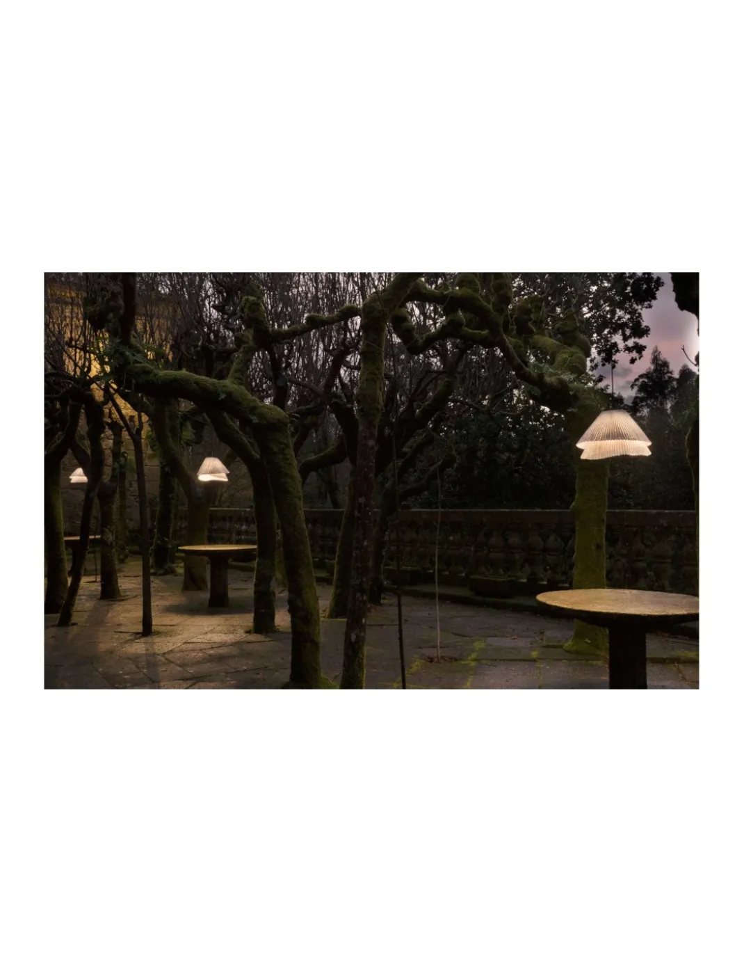 Lámpara colgante de exterior Tempo Vivace - a-emotional light - Lámpara decorativa con pantalla de malla inoxidable