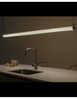 Lámpara colgante Estela - LZF Lamps - Diseño horizontal, lámpara de vidrio borosilicato y madera