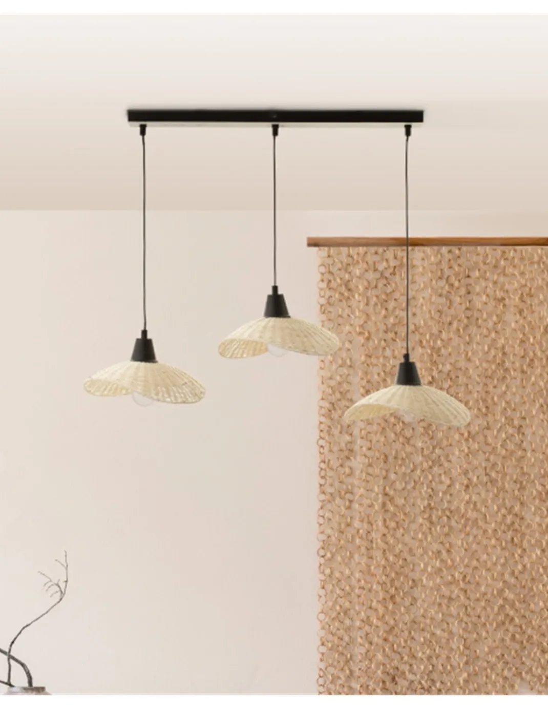 Lámpara colganteKasteli - IDP Lampshades - Diseño lineal con 3 luces, lámpara de mimbre