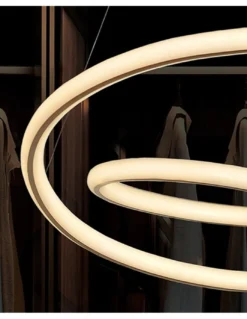 Lámpara colgante LED Tube – Schuller – Lámpara minimalista, acabado oro