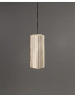 Lámpara colgante Núa - a-emotional light - Diseño vertical de malla metálica con textura decorativa
