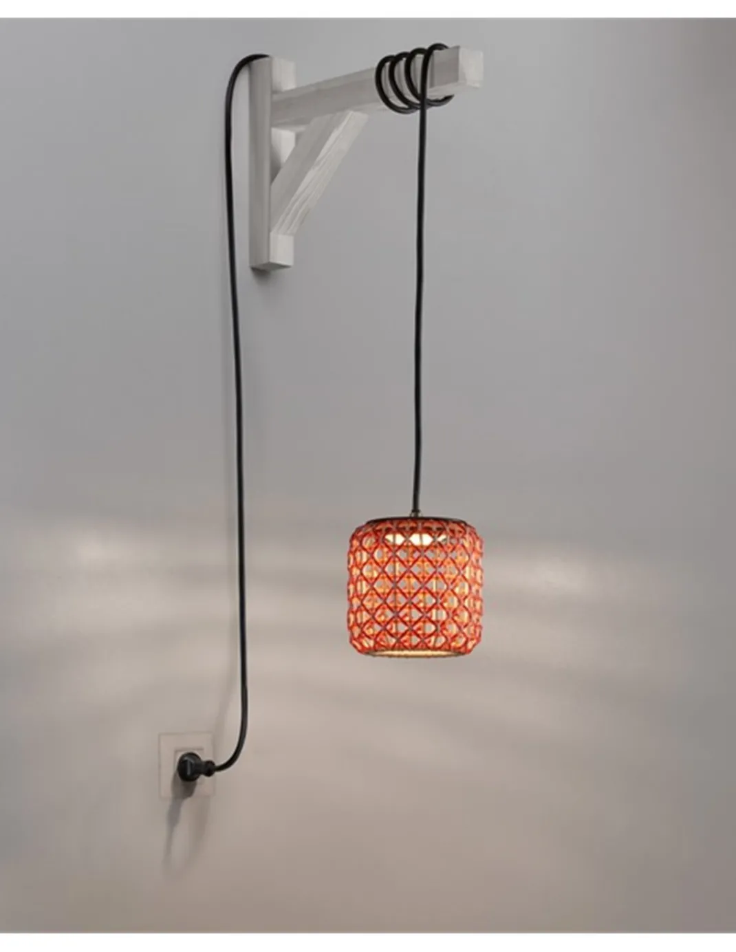 Lámpara colgante Nans – Bover – Lámpara de exterior, Pantalla de fibra sintética tejida a mano, Cable extralargo de 390 cm