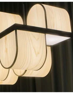 Lámpara colgante Osca - LZF - Lámpara artesanal de madera en blanco o rosa