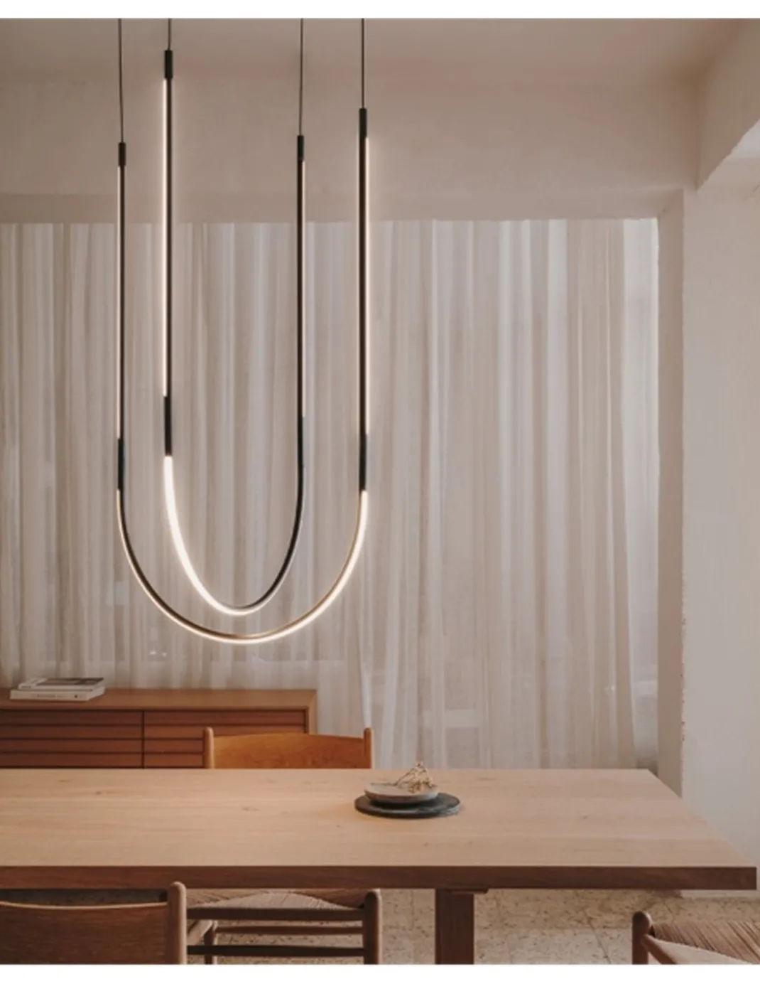 Lámpara colgante Tubs Modular Triplex Arch Cross – LedsC4 – Lámpara LED regulable DALI, 2 tipos de florón a elegir