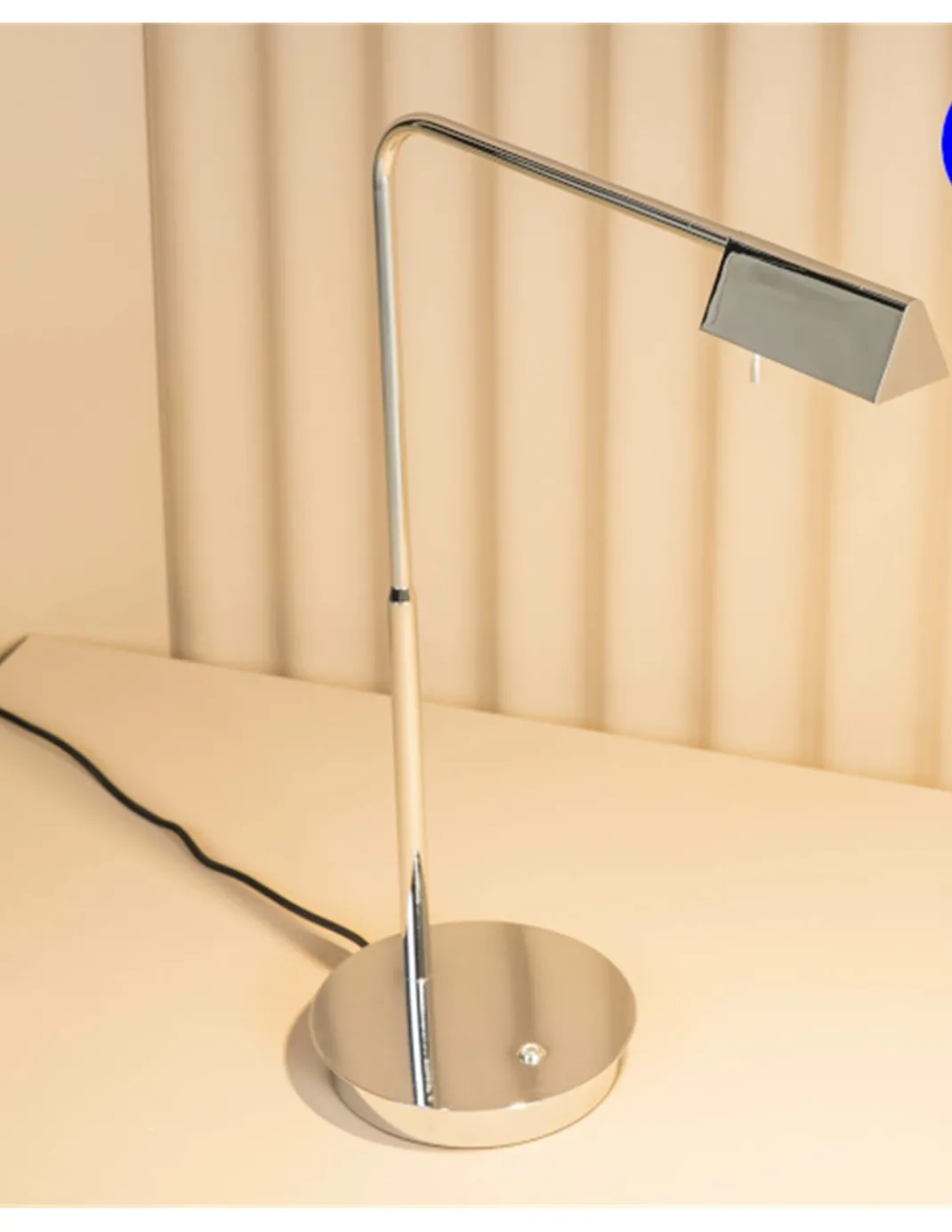 Lámpara de mesa Academy - Faro - Flexo de estudio minimalista, LED regulable, orientable 350º