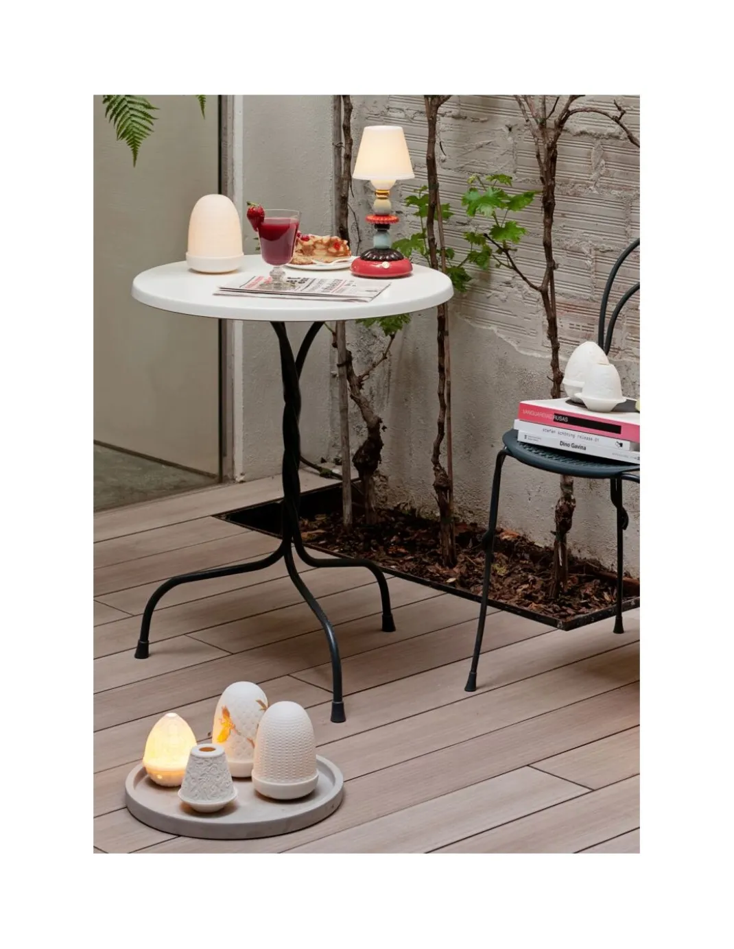 Lámpara de mesa Firefly Lotus - Lladró - Lámpara de porcelana recargable
