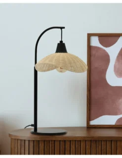 Lámpara de mesa Kasteli - IDP Lampshades - Lámpara boho chic natural de mimbre
