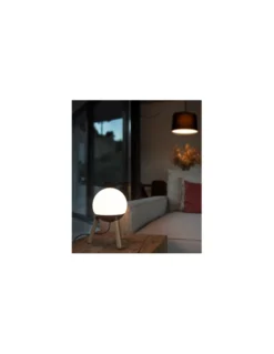 Lámpara de mesa moderna en 2 colores con trípode de madera - Mine - Faro