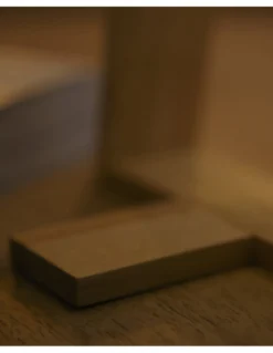 Lámpara de mesa Nuts – FORLIGHT – Lámpara nórdica con pantalla textil, Madera natural