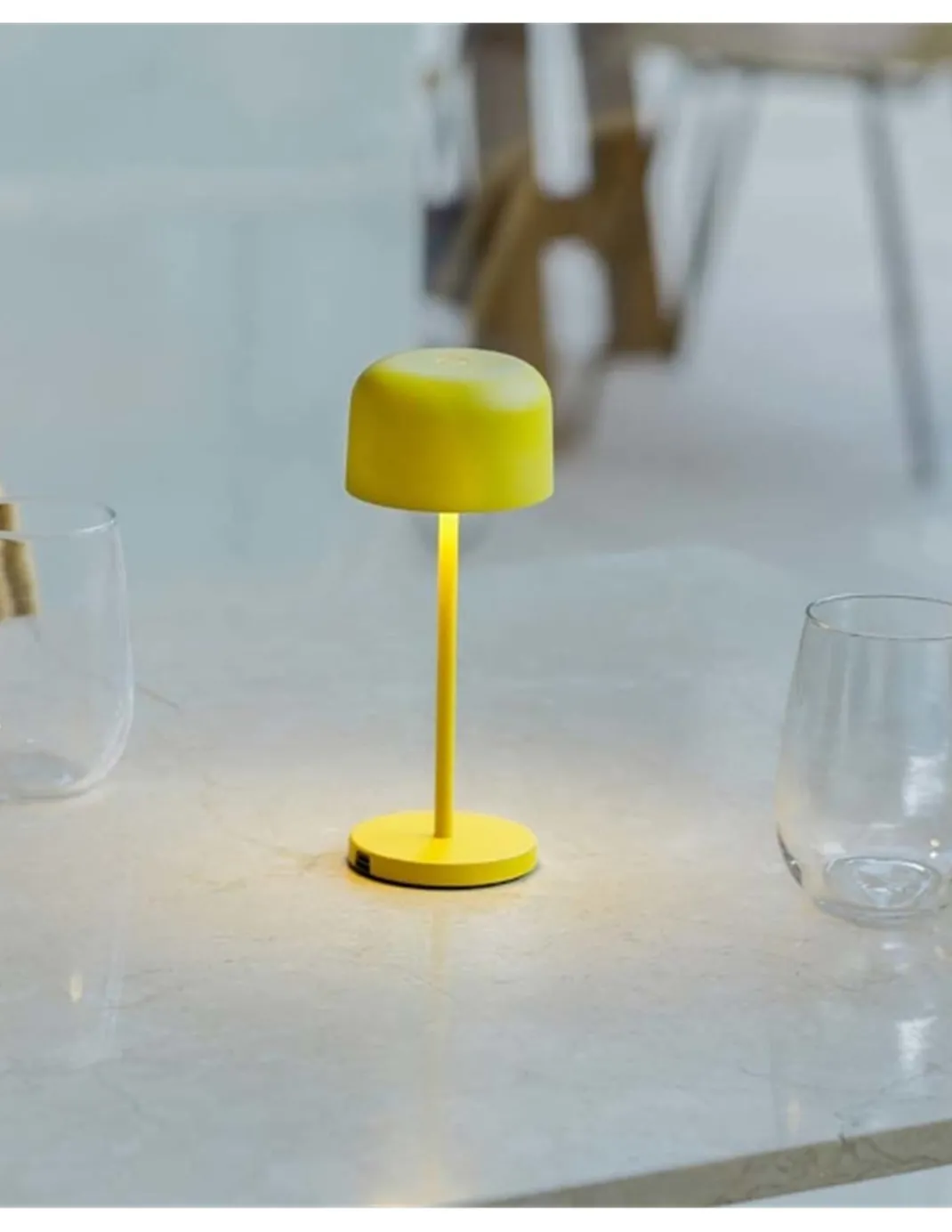 Lámpara de mesa portátil Mavis - Faro - Lámpara de exterior tátcil y regulable
