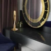 Lámpara de mesa Twist – Schuller – Diseño minimalista LED, acabado dorado