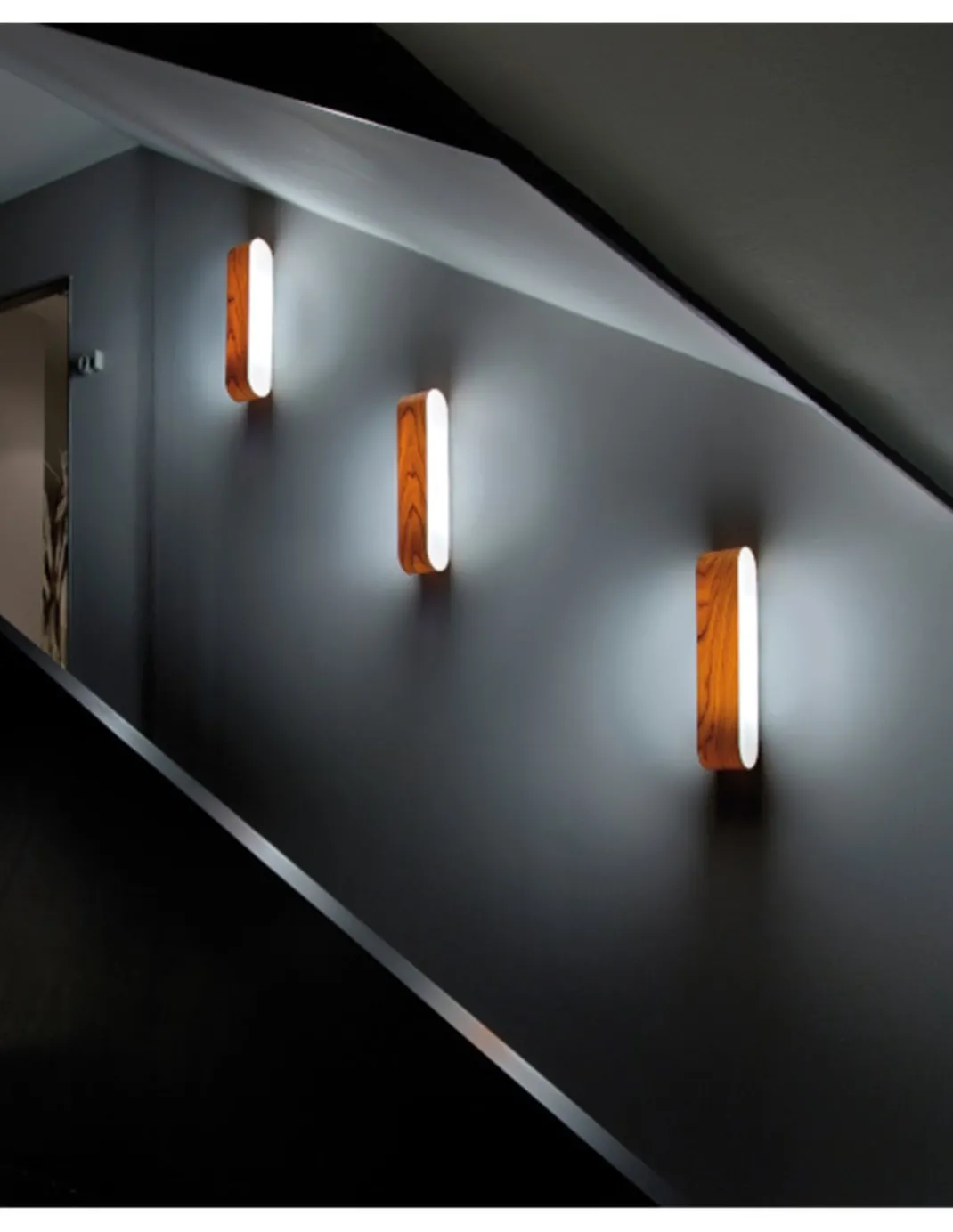 Lámpara de pared I Club - LZF - Lámpara de madera, LED 3000K regulable 0-10V