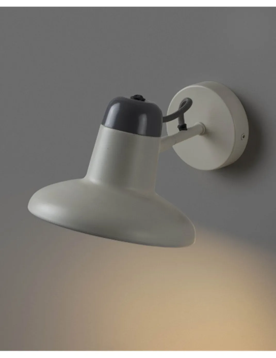 Lámpara de pared Snap – Faro – Diseño industrial en blanco o gris, pantalla orientable