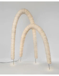 Lámpara de pie Arc - a-emotional light - Lámpara de pie de diseño de cordón japonés y forma de arco