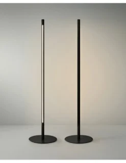 Lámpara de pie Solid F - B.lux - Diseño tubular vertical con óptica darklight y luz LED de confort