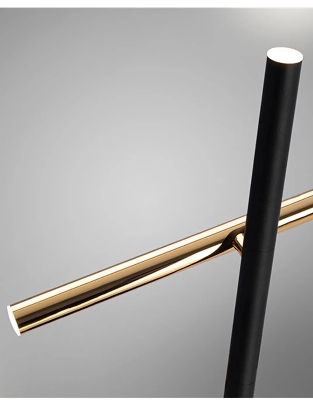 Lámpara de pie Varas – Schuller – Lámpara con 2 luces, diseño minimalista