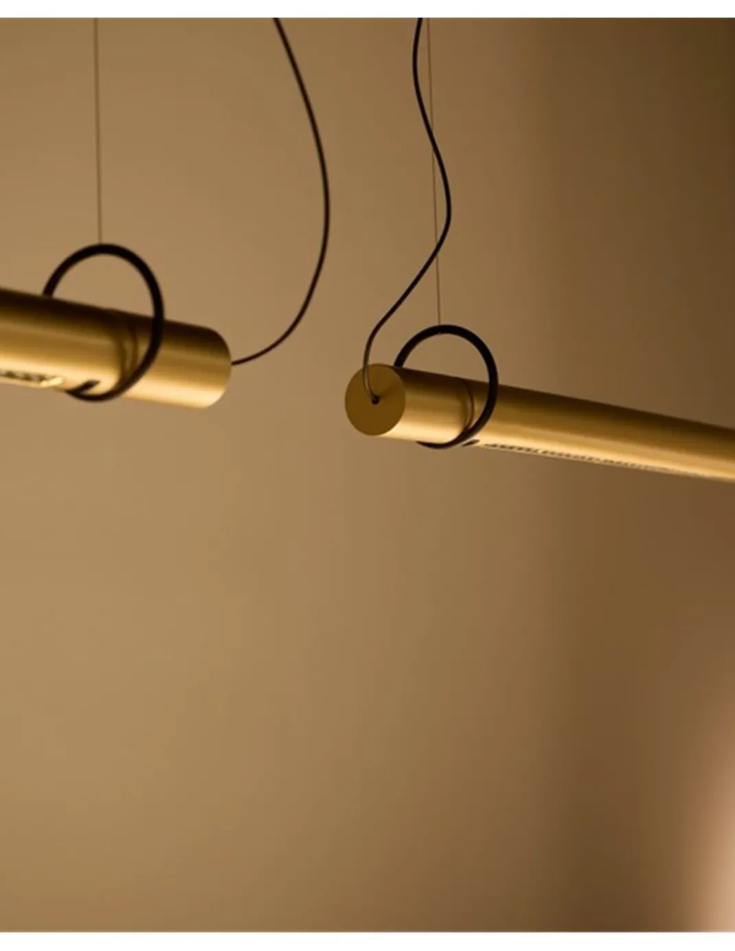 Lámpara de suspensión Solid SH Sens - B.lux - Diseño lineal con sensor gestual