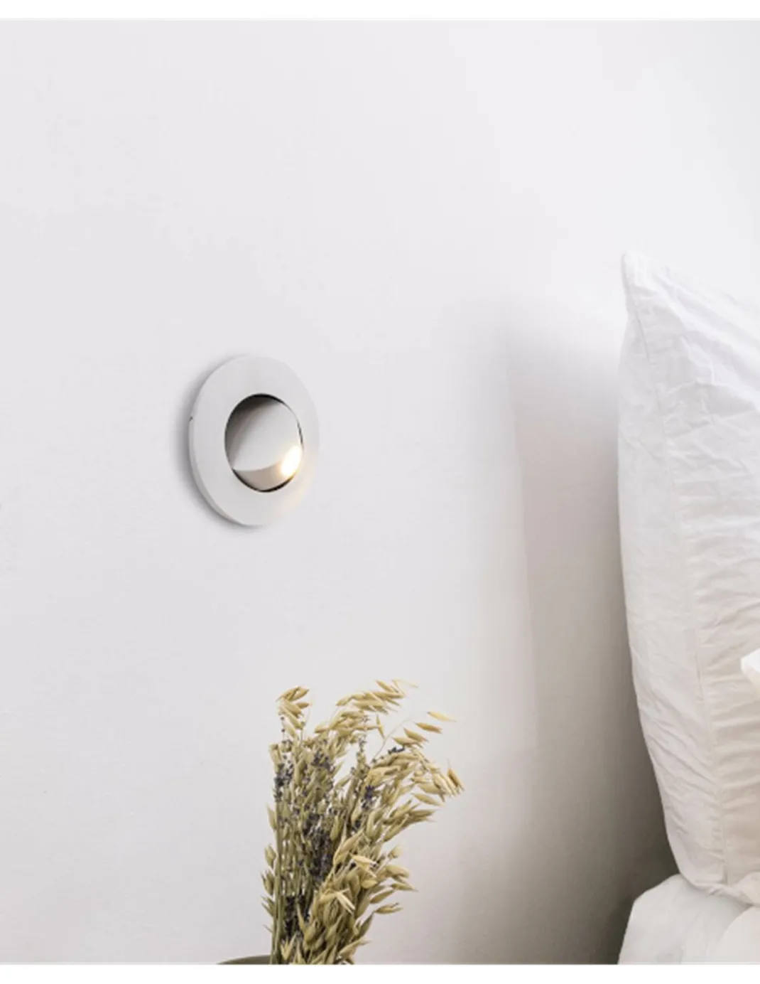 Lámpara empotrable de pared Click – Faro – Luz orientable, diseño discreto en blanco o negro