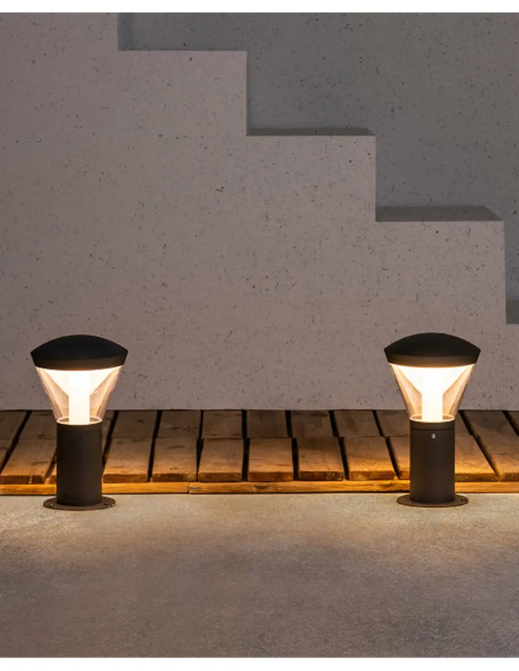 Lámpara LED baliza disponible en dos tamaños Shelby - Faro