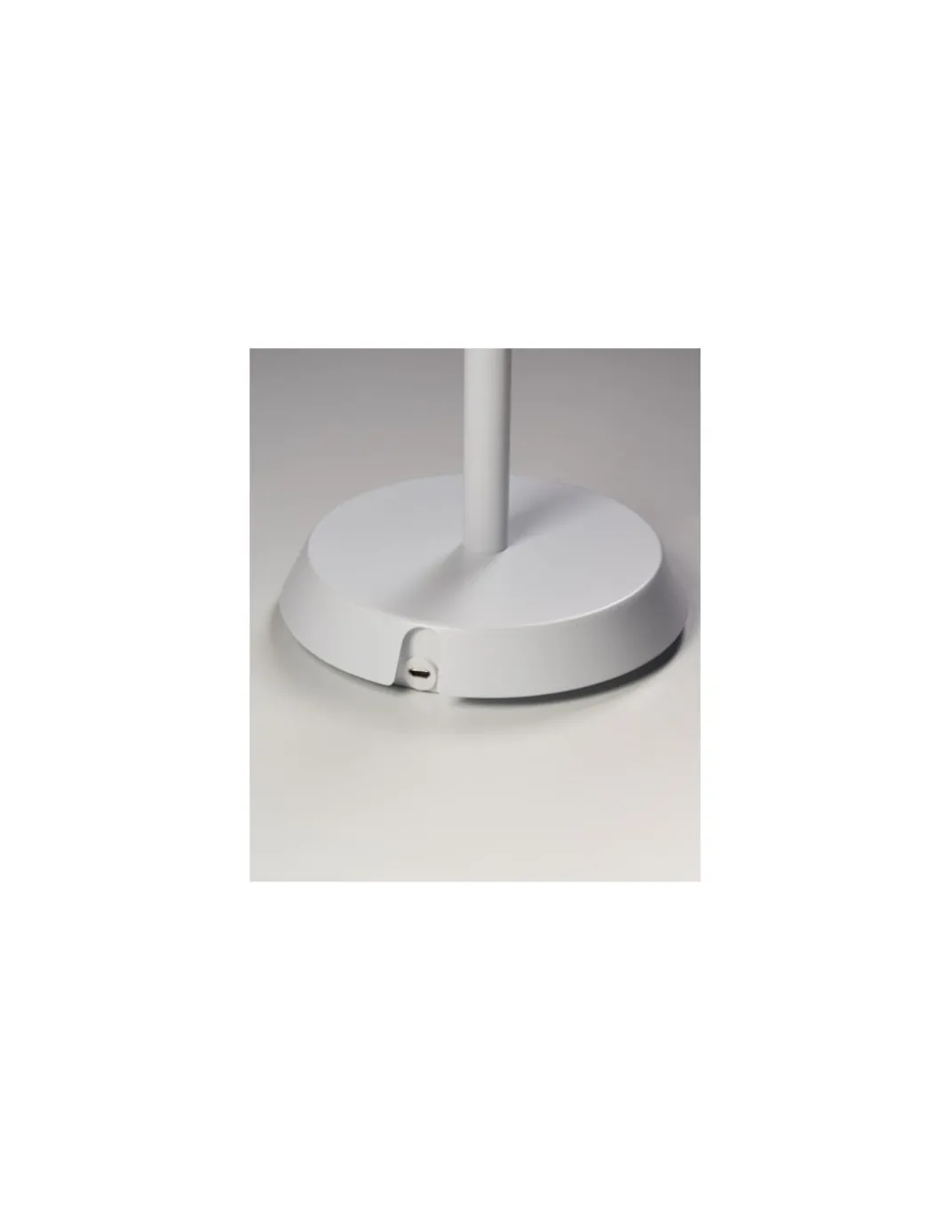 Lámpara portátil Bateria - Pujol - Disponible en blanco y negro