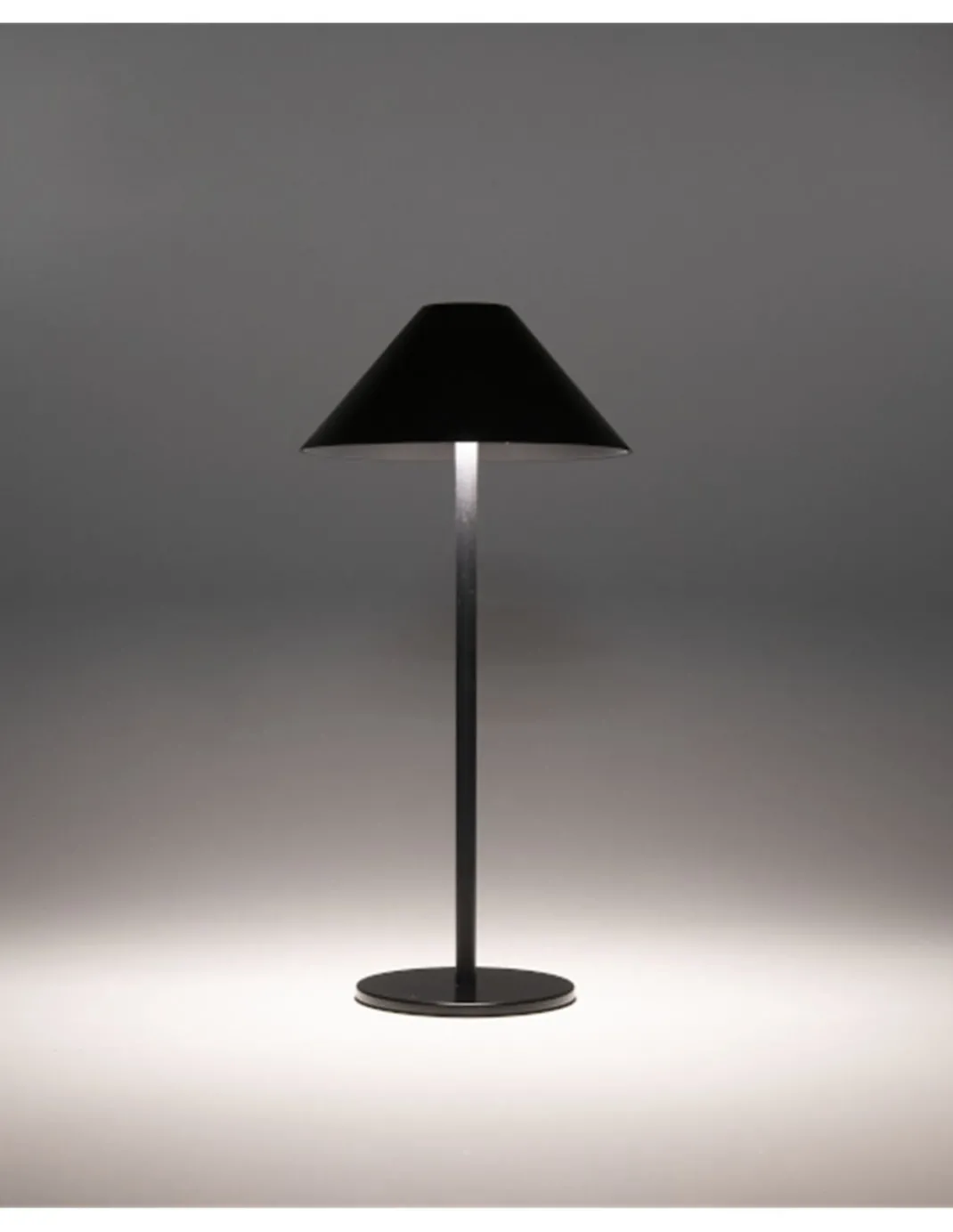 Lámpara portátil de exterior Sirina – FORLIGHT – Lámpara táctil con USB negra, 3 intensidades lumínicas, LED regulable