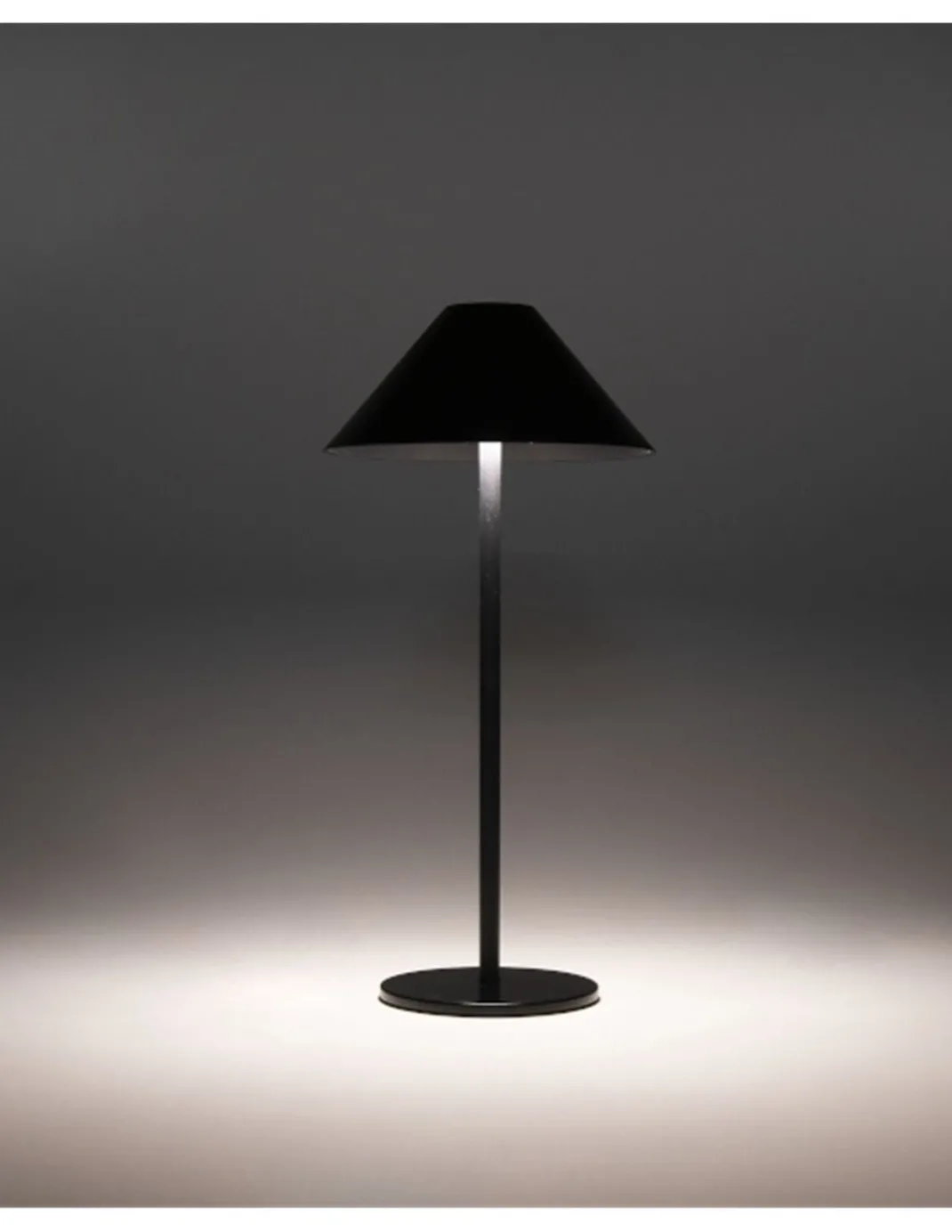Lámpara portátil de exterior Sirina – FORLIGHT – Lámpara táctil con USB negra, 3 intensidades lumínicas, LED regulable